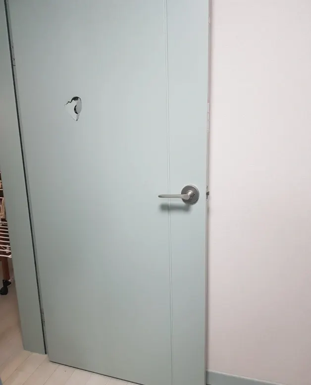 문짝부분복원수리 복원 후 사진