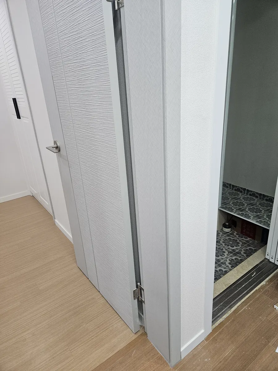 문짝부분복원수리 복원 전 사진