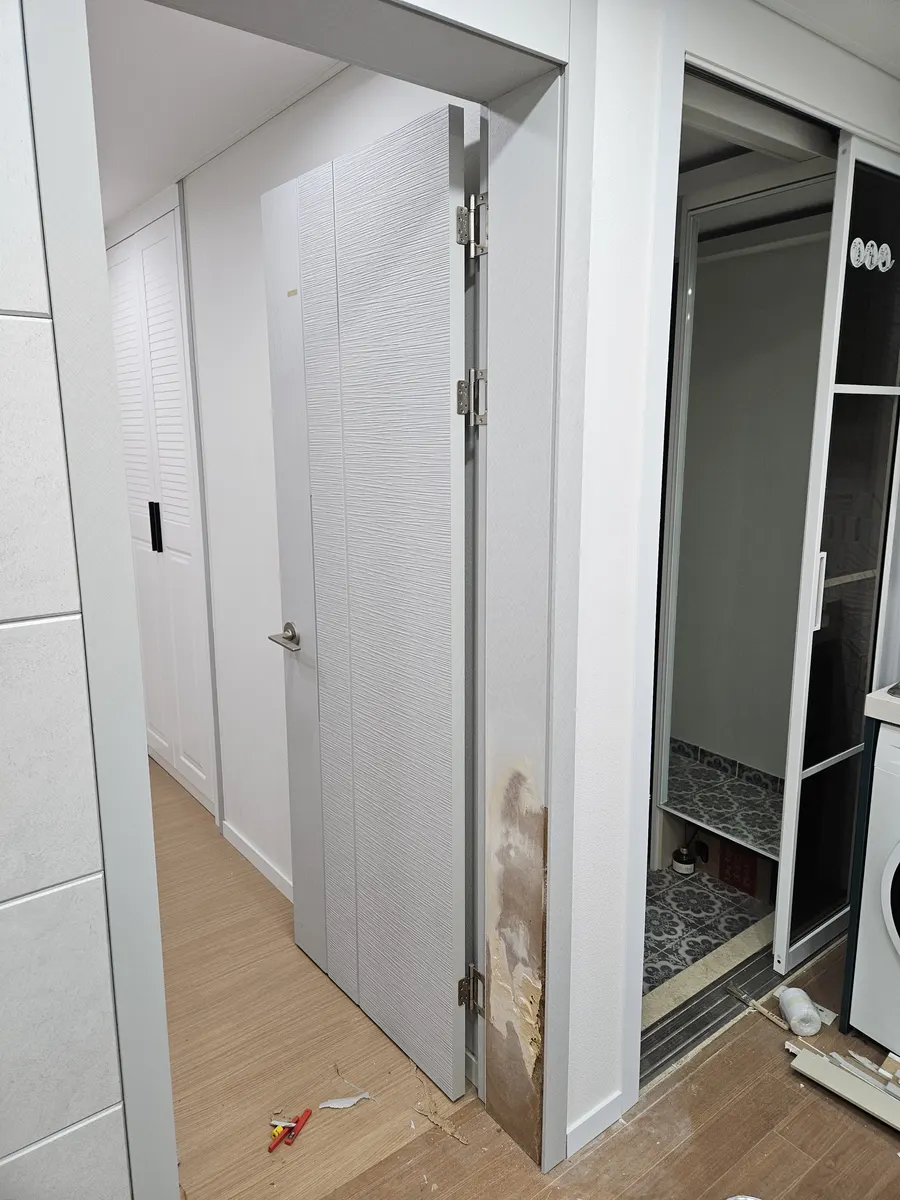 문짝부분복원수리 복원 전 사진